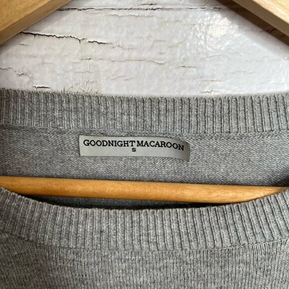 Goodnight macaroon top sweater gray  red plaid size small - Picture 5 of 9